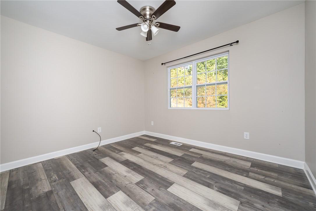 409 Pleasant View Road, Pickens, South Carolina image 11
