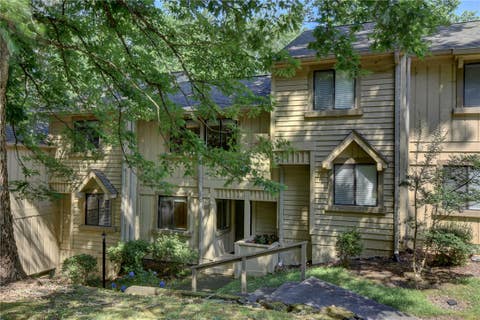 Photo of 210 Harbor Cove Drive, Salem, SC 29676 (MLS # 20302626)