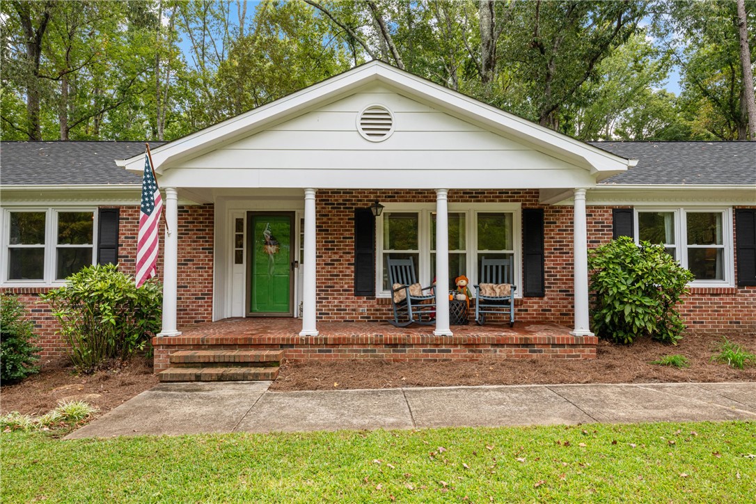 Anderson, South Carolina 29621, United States, 3 Bedrooms Bedrooms, ,2 BathroomsBathrooms,Residential,Pending,217914