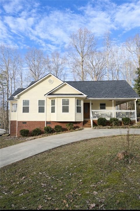 Photo of 134 Glendale Lane, Easley, SC 29640 (MLS # 20298584)