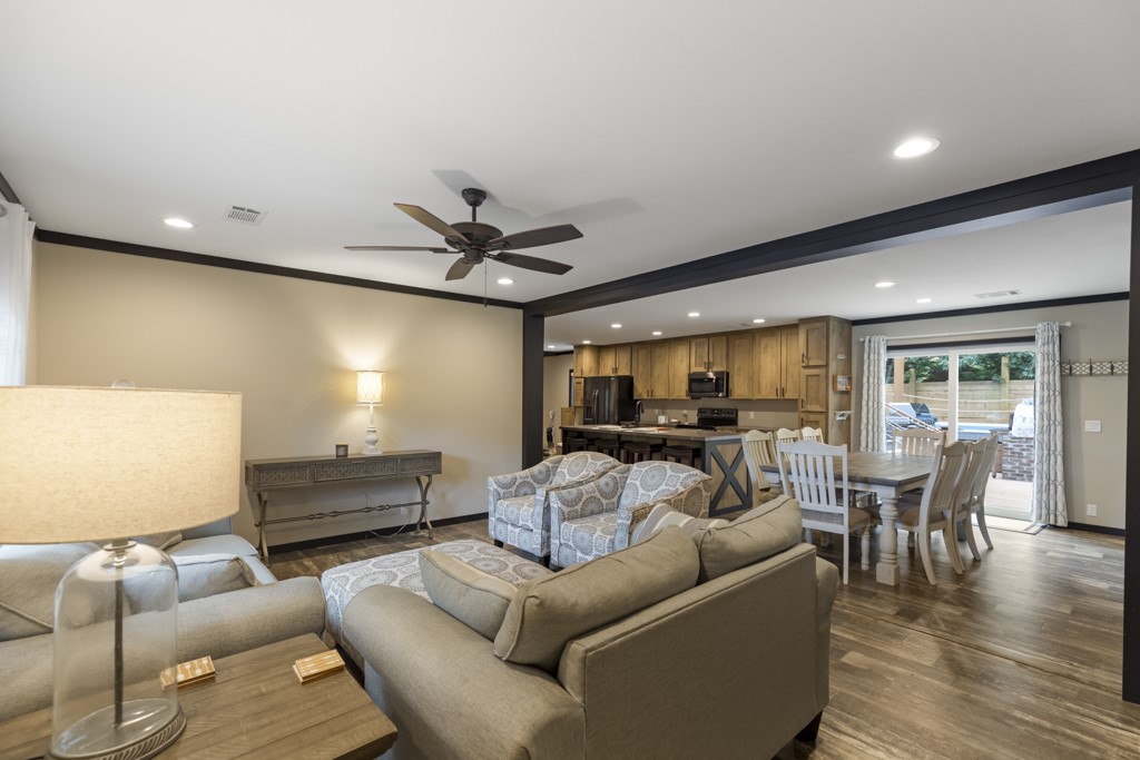 1211 Tugaloo Heights Circle, Fair Play, South Carolina image 5