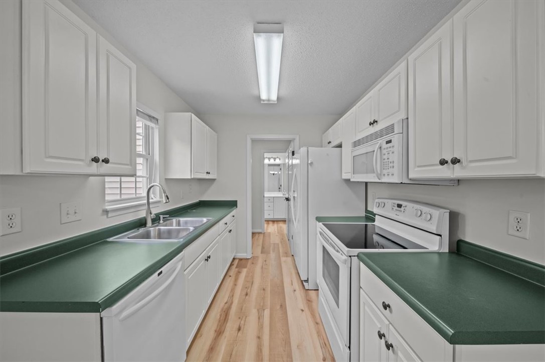 203 Quintana Circle, Westminster, South Carolina image 10