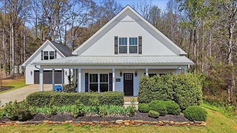 Photo of 442 Twin View Drive, Westminster, SC 29693 (MLS # 20299276)