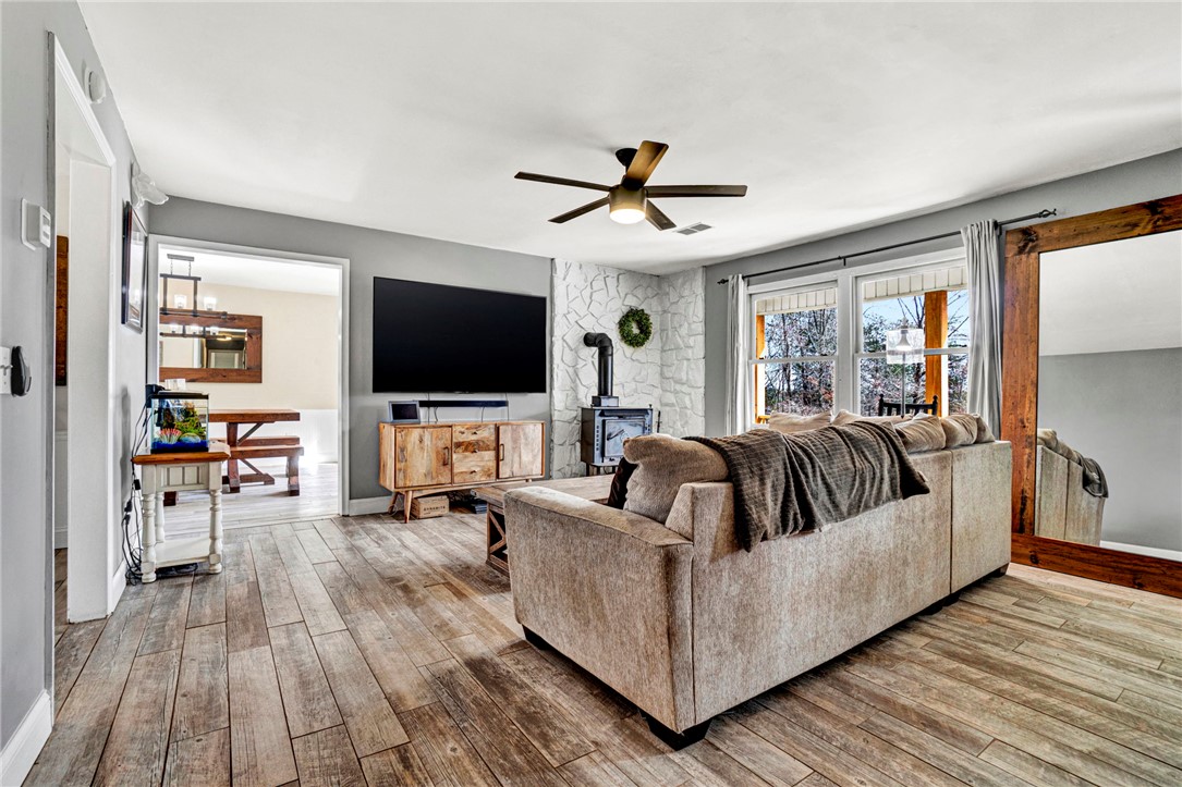 203 Wolf Creek Road, Easley, South Carolina image 4