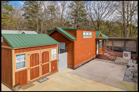 Photo of 665 N Fleetwood Lane, Fair Play, SC 29643 (MLS # 20296537)