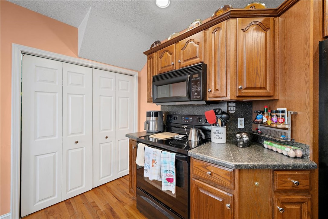 Belton, South Carolina 29627, United States, 4 Bedrooms Bedrooms, ,2 BathroomsBathrooms,Residential,Active,250230