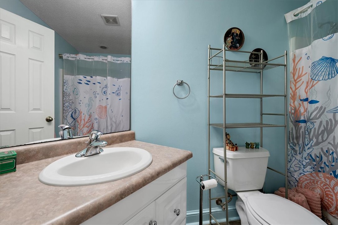 Belton, South Carolina 29627, United States, 4 Bedrooms Bedrooms, ,2 BathroomsBathrooms,Residential,Active,250230