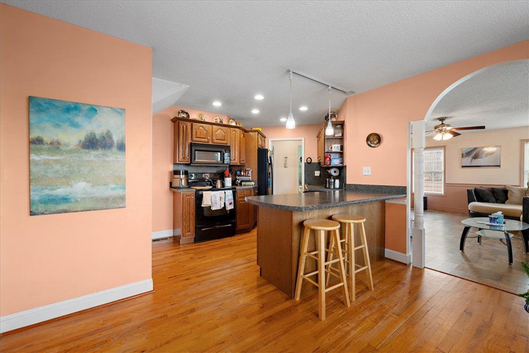 Belton, South Carolina 29627, United States, 4 Bedrooms Bedrooms, ,2 BathroomsBathrooms,Residential,Active,250230