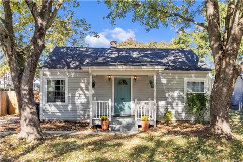 Photo of 106 Brookdale Avenue, Greenville, SC 29607 (MLS # 20293985)