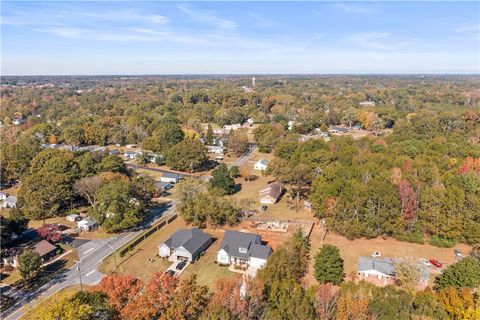 Photo of 3 Sunset Court, Williamston, SC 29697 (MLS # 20294367)
