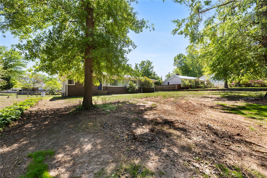 300 Woodvale Avenue, Fountain Inn, South Carolina image 2
