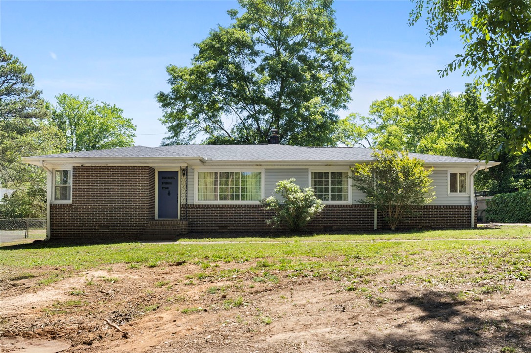 300 Woodvale Avenue, Fountain Inn, South Carolina image 1