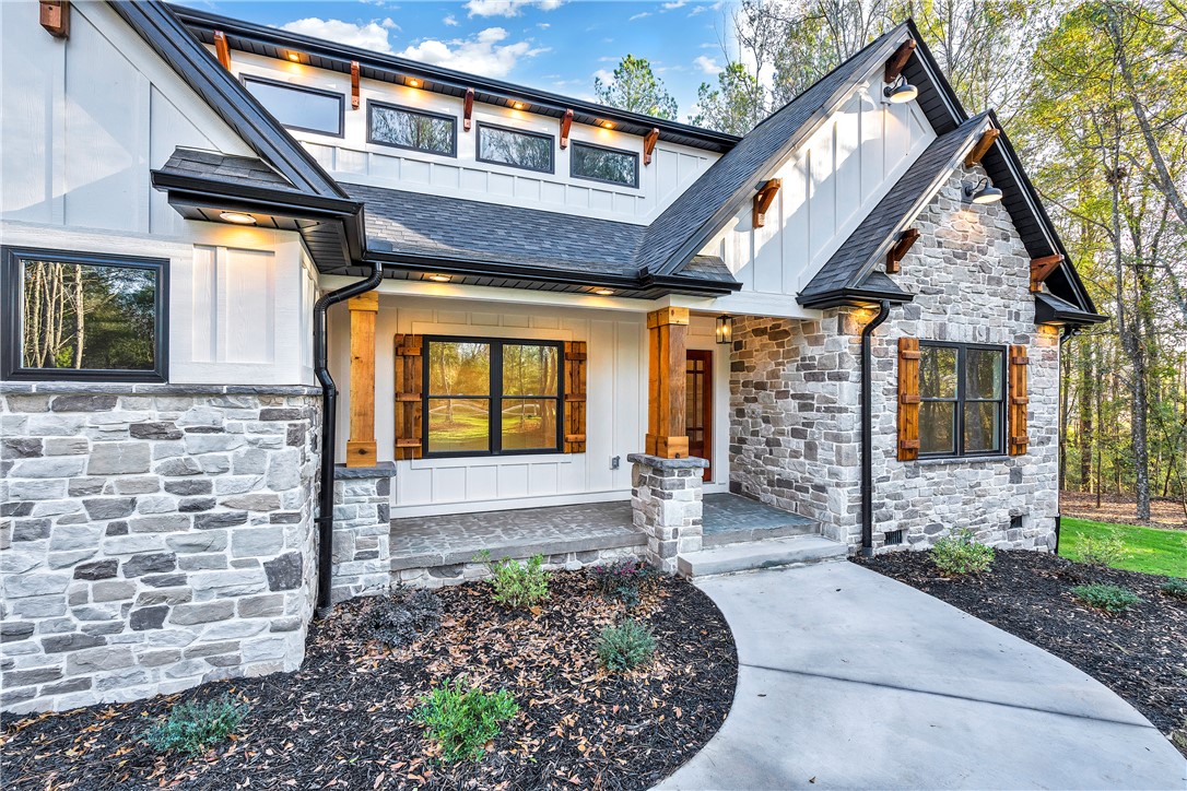 404 Holly Ridge Drive, Anderson, South Carolina image 2