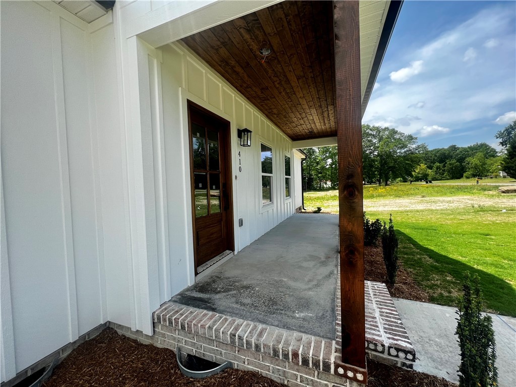 410 Edgewood Drive, Belton, South Carolina image 4