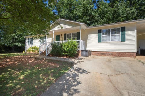 Photo of 2709 Dellwood Lane, Anderson, SC 29621 (MLS # 20305080)