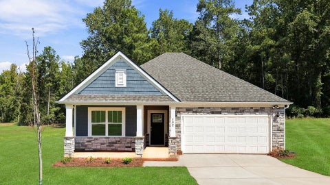 Homes For Sale - 102 Estateside Drive<br/> Anderson, SC 29621