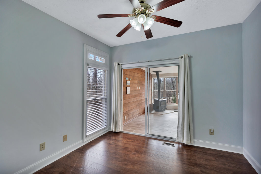 390 Lake Place Drive, Lavonia, Georgia image 33