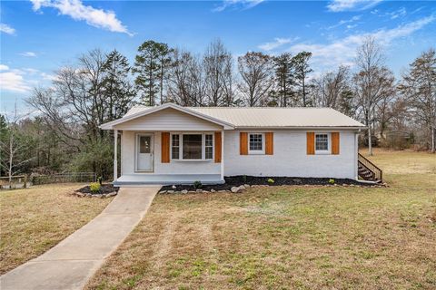 Photo of 118 Southview Drive, Central, SC 29630 (MLS # 20295762)