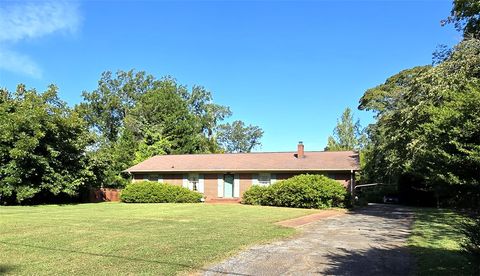 Photo of 1005 E Calhoun Street, Anderson, SC 29621 (MLS # 20293991)