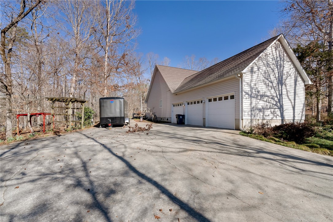 1298 Moorehead Place, Pendleton, South Carolina image 4