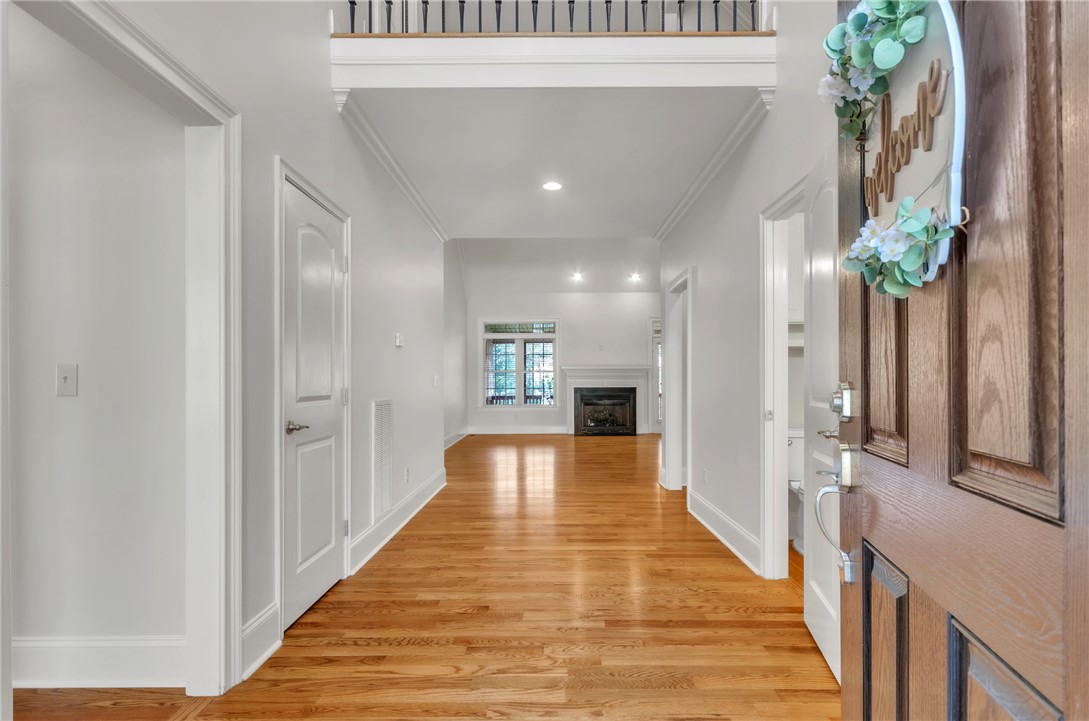 206 Waverly Hall Lane, Simpsonville, South Carolina image 2
