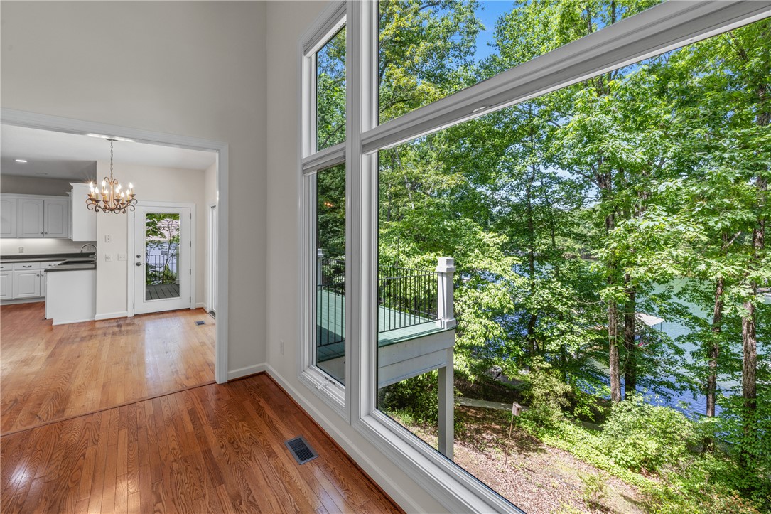 118 Pinnacle Pointe Drive, Seneca, South Carolina image 12