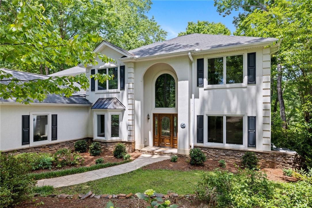 118 Pinnacle Pointe Drive, Seneca, South Carolina image 1