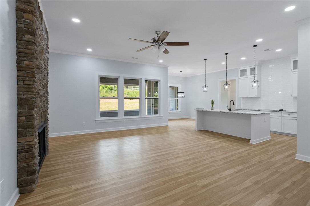 2705 Brook Hollow Drive, Seneca, South Carolina image 6