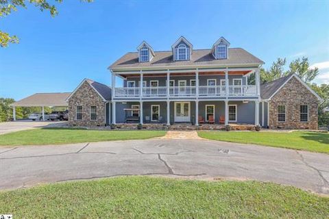 Photo of 1932 Belle Shoals Road, Pickens, SC 29671 (MLS # 20293632)