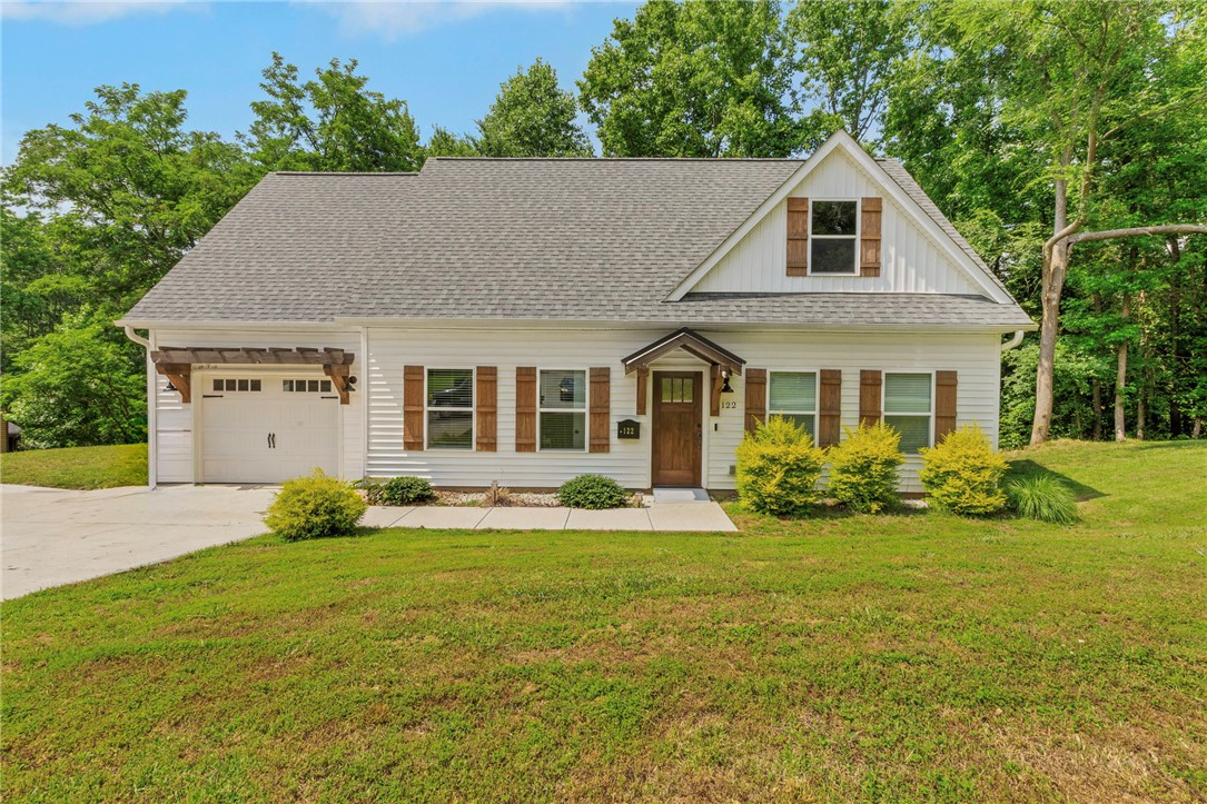 122 Hunters Woods Drive, Simpsonville, South Carolina image 1
