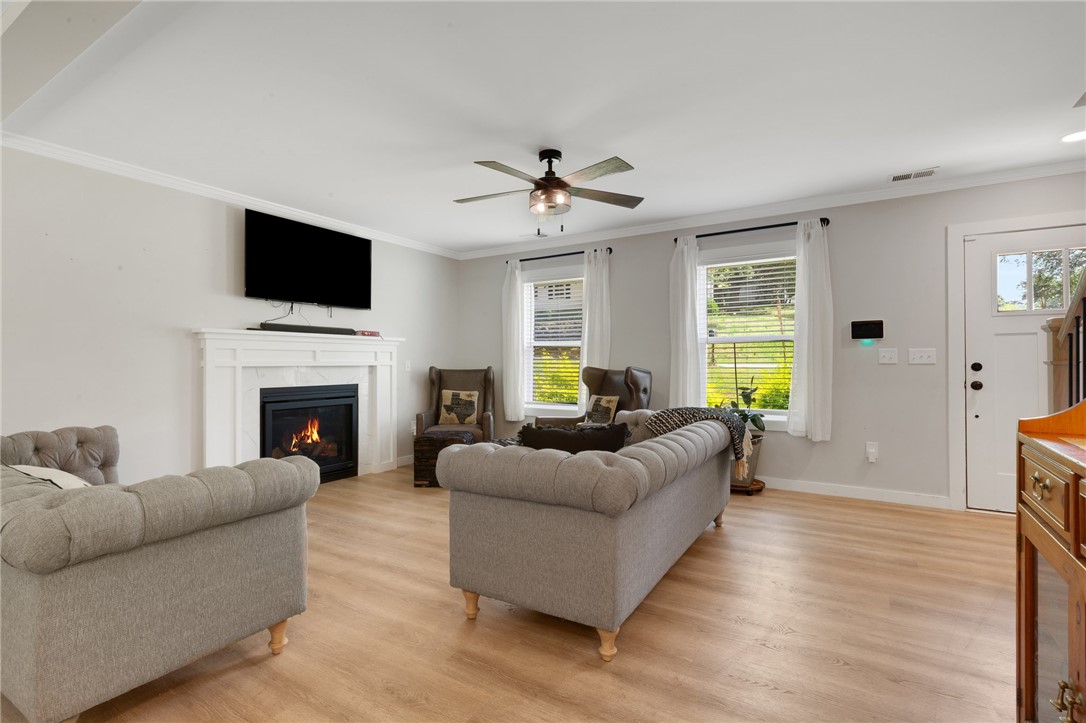 122 Hunters Woods Drive, Simpsonville, South Carolina image 4