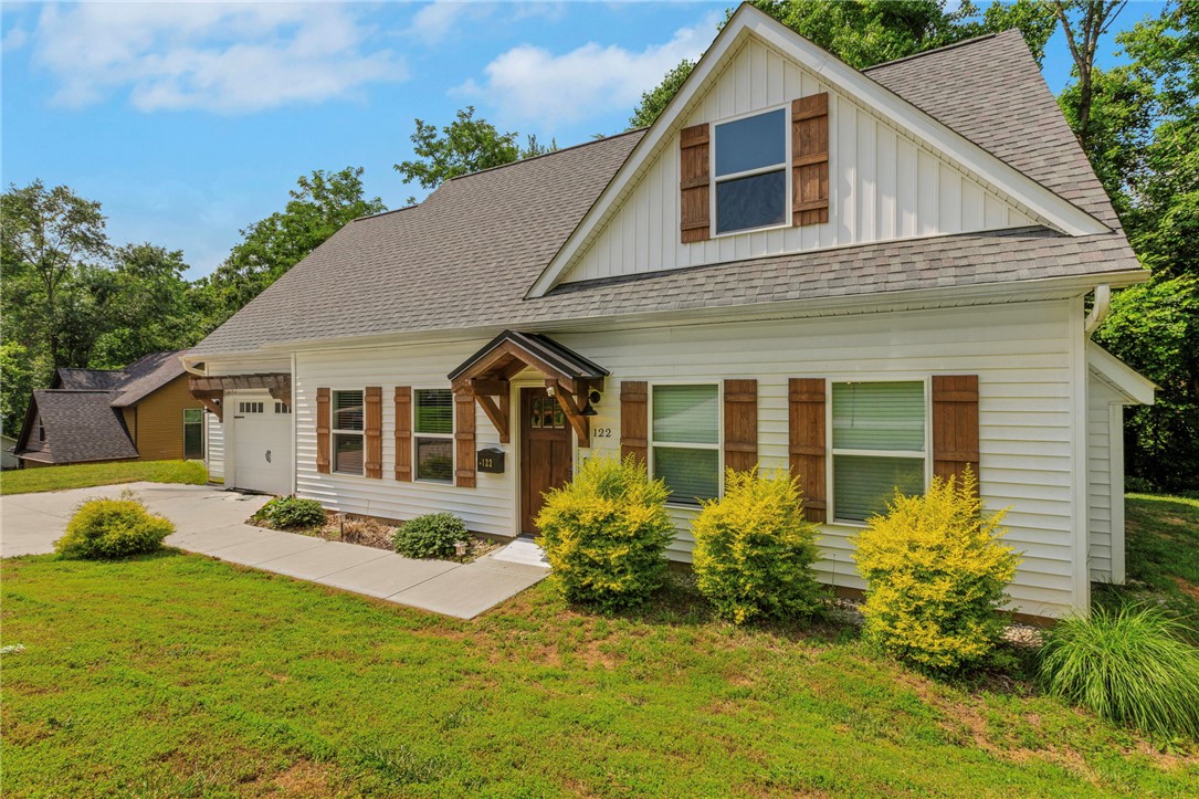 122 Hunters Woods Drive, Simpsonville, South Carolina image 2