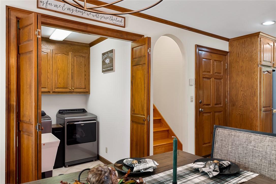 Easley, South Carolina 29640, United States, 4 Bedrooms Bedrooms, ,3 BathroomsBathrooms,Residential,Pending,233133