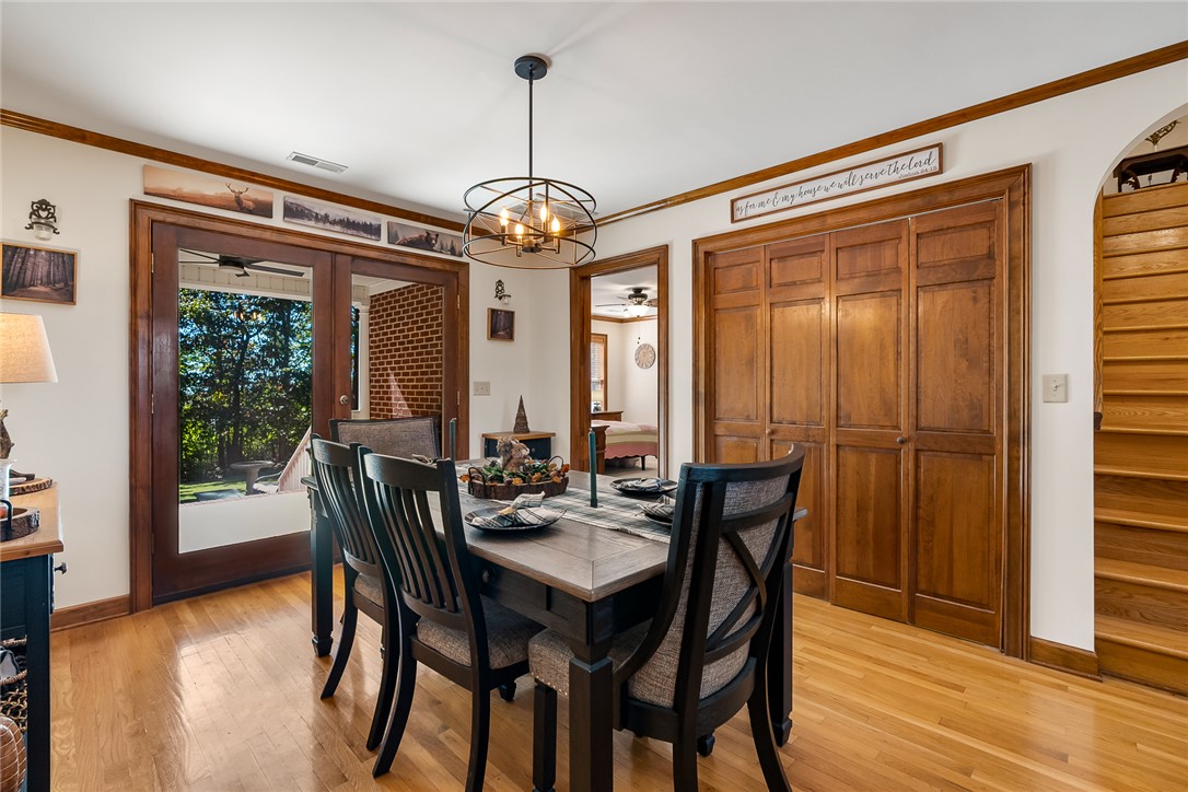 Easley, South Carolina 29640, United States, 4 Bedrooms Bedrooms, ,3 BathroomsBathrooms,Residential,Pending,233133