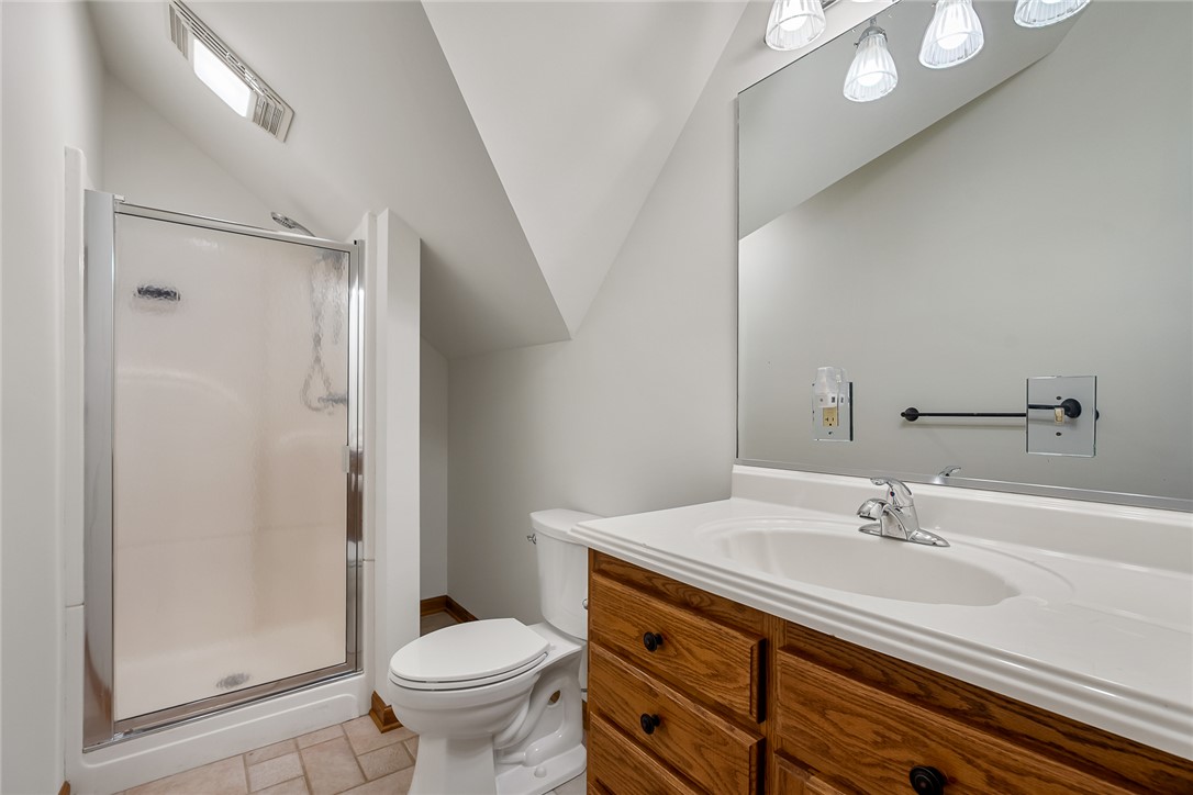 Easley, South Carolina 29640, United States, 4 Bedrooms Bedrooms, ,3 BathroomsBathrooms,Residential,Pending,233133