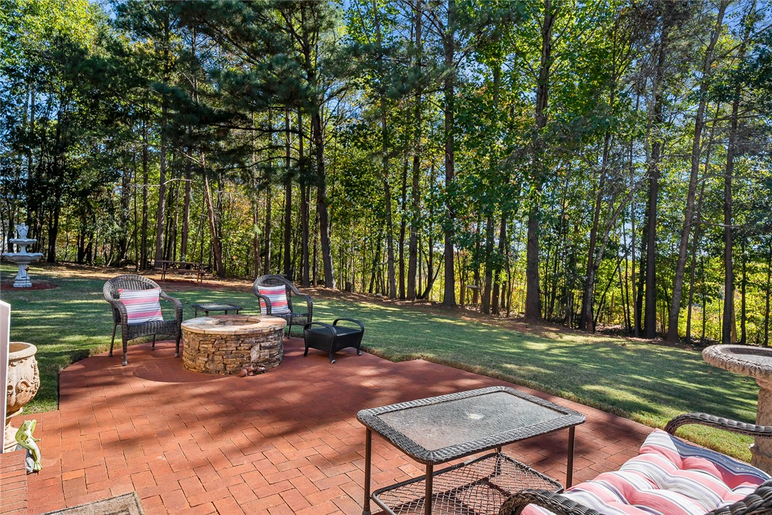 Easley, South Carolina 29640, United States, 4 Bedrooms Bedrooms, ,3 BathroomsBathrooms,Residential,Pending,233133