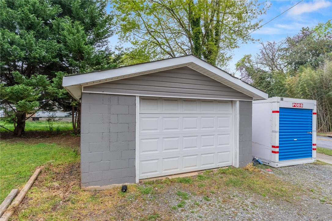 200 Front Street, Easley, South Carolina image 31