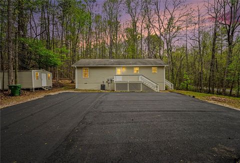 Photo of 468 Holden Drive, Westminster, SC 29693 (MLS # 20299427)