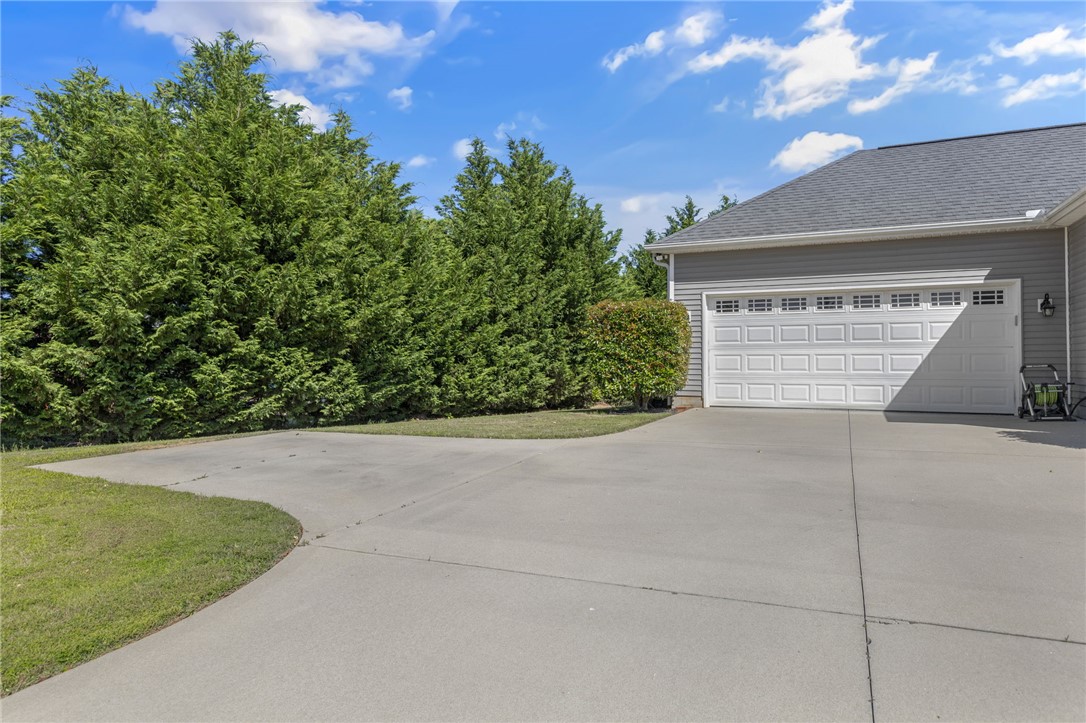 121 Lowe Road, Piedmont, South Carolina image 32