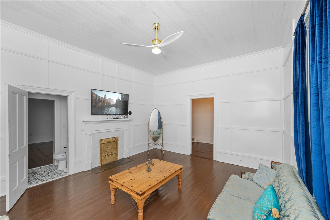 207 Retreat Street, Westminster, South Carolina image 10
