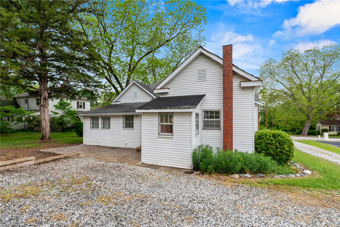 207 Retreat Street, Westminster, South Carolina image 40