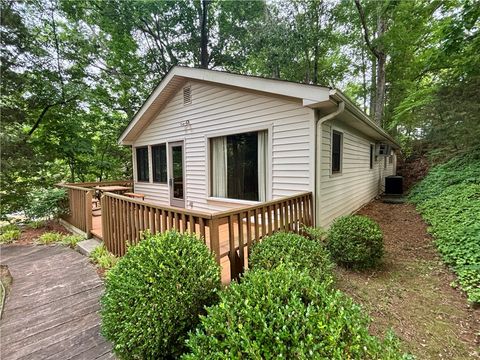 Photo of 200 Inland Drive, Anderson, SC 29625 (MLS # 20301199)