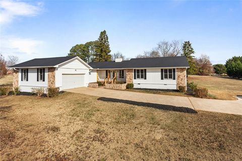 Photo of 3505 Hopewell Road, Anderson, SC 29621 (MLS # 20295562)