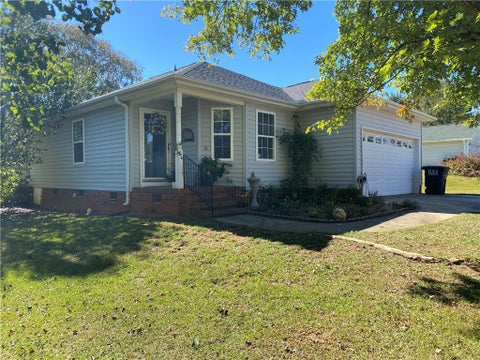 Photo of 2109 Rolling Green Road, Anderson, SC 29621 (MLS # 20308709)