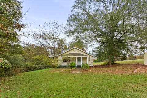 Photo for 209 Sanders Drive