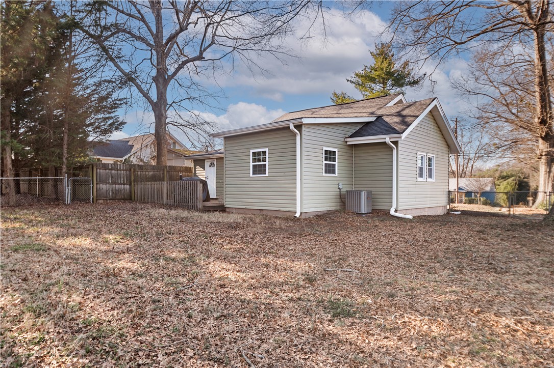 902 E 2 Avenue, Easley, South Carolina image 4