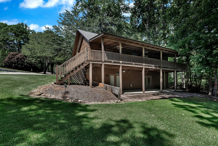 4501 Great Oaks Drive