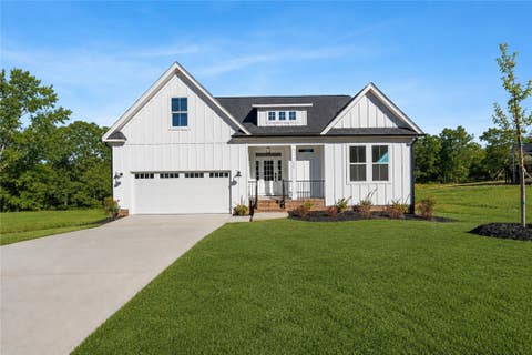 Photo of 209 E Gunnery Court, Ninety Six, SC 29666 (MLS # 20304338)