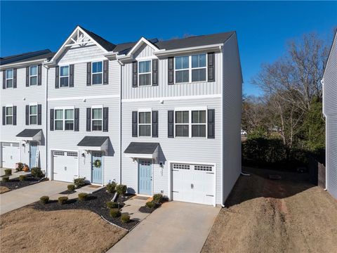 Photo of 109 Brooklane Court, Easley, SC 29642 (MLS # 20299699)