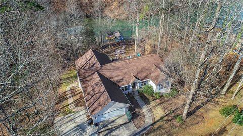 Photo of 322 Shorecrest Drive, Seneca, SC 29672 (MLS # 20293665)